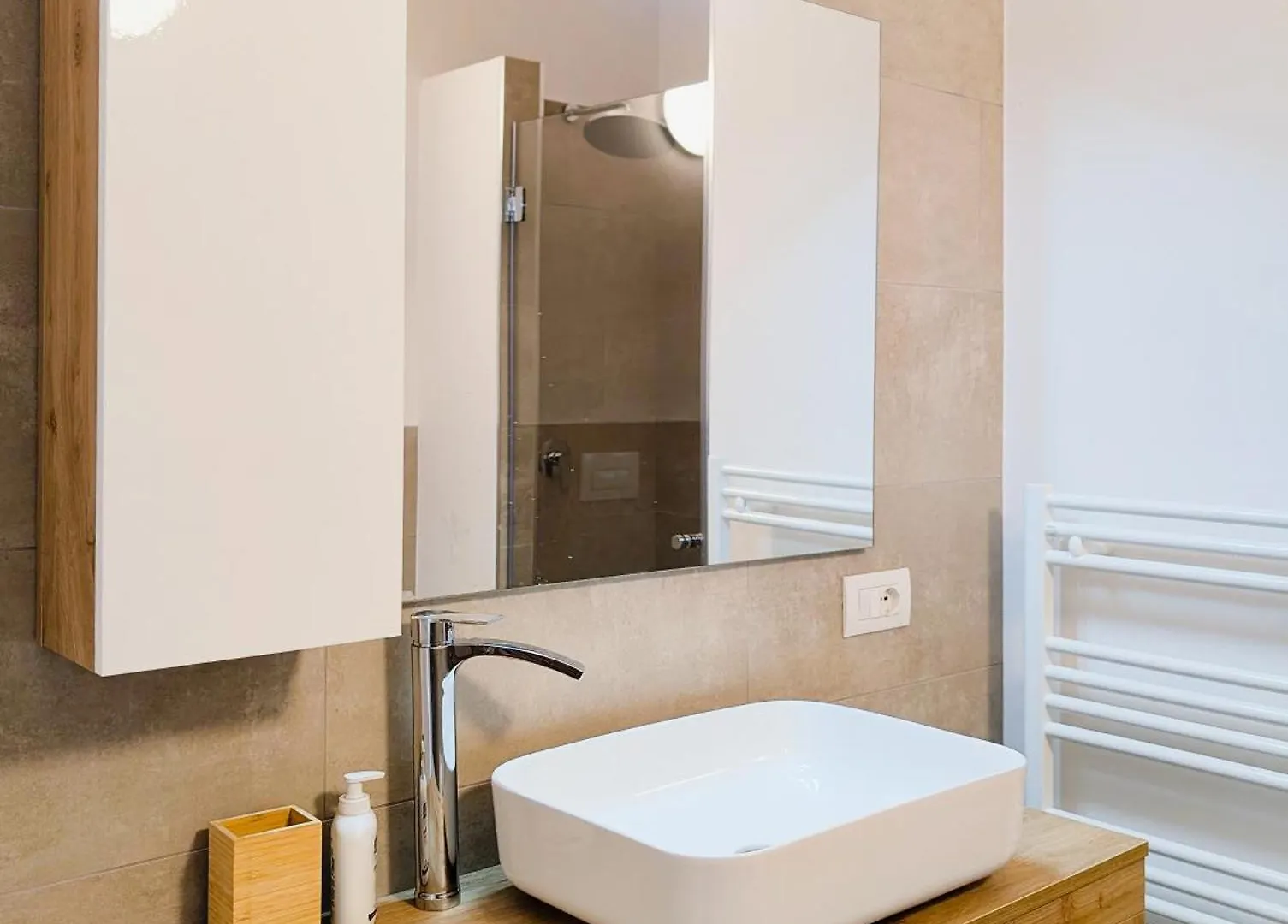 Appartamenti Le Rondini Pianello Del Lario Apartamento